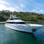 Shore Thing yacht in bay side